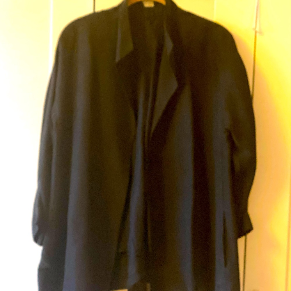Eileen Fisher 100% Organic silk open front stand up color jacket P/L Black